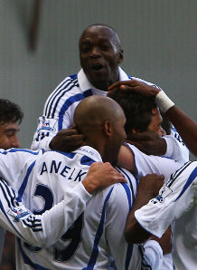 Chelsea celebrate Ballacks goal