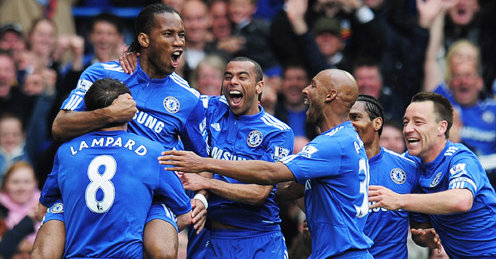 Chelsea celebrate a Drogba goal