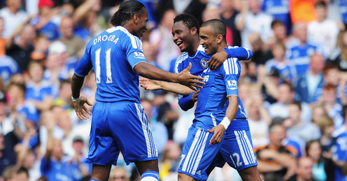 Chelsea celebrate Bosingwa's goal